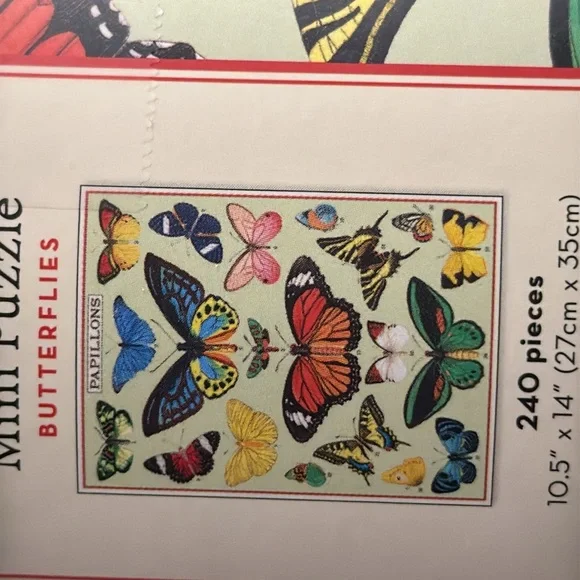 Papillons Butterflies Mini Puzzle 240 pieces -Red and Cream background - Picture 7 of 12